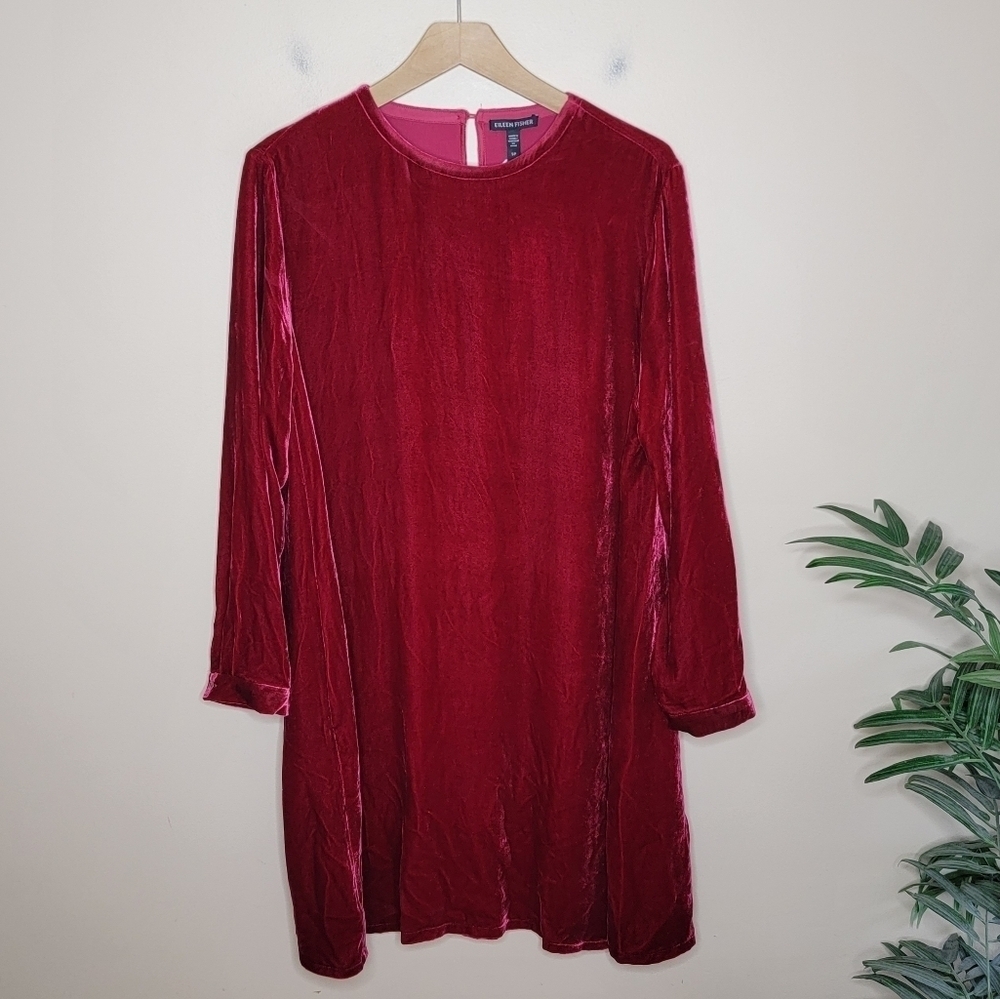 NWT Eileen Fisher Red Velvet Silk Long Sleeve Crew Neck Knee Length Dress Small